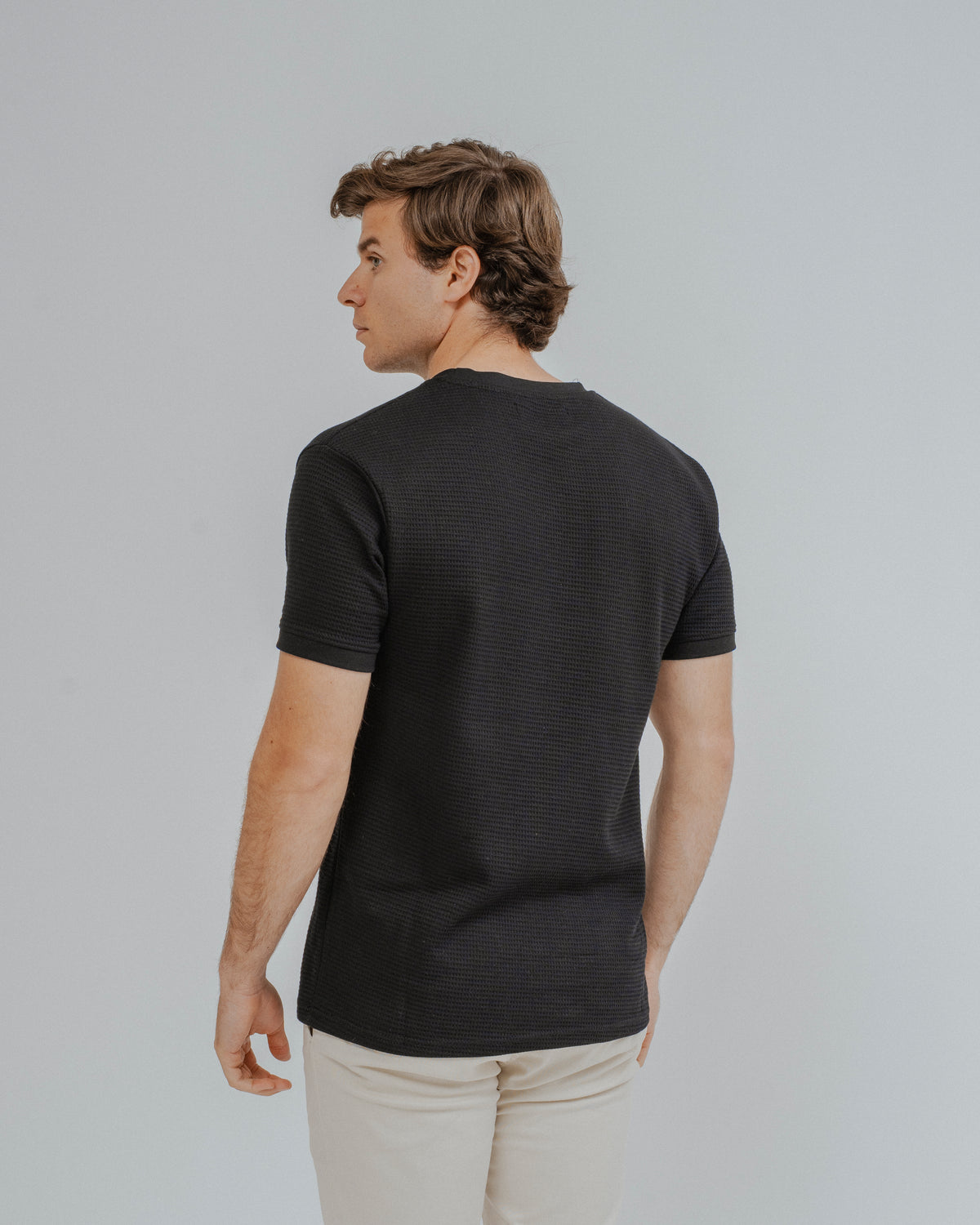 T-SHIRT ESTRUTURA PRETA