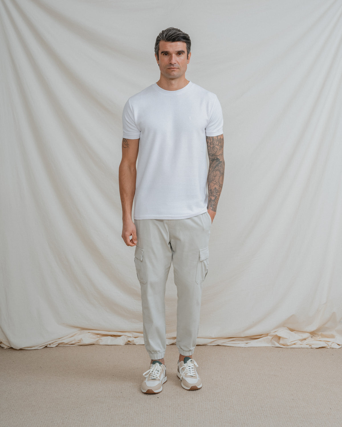 T-SHIRT ESTRUTURA BRANCA