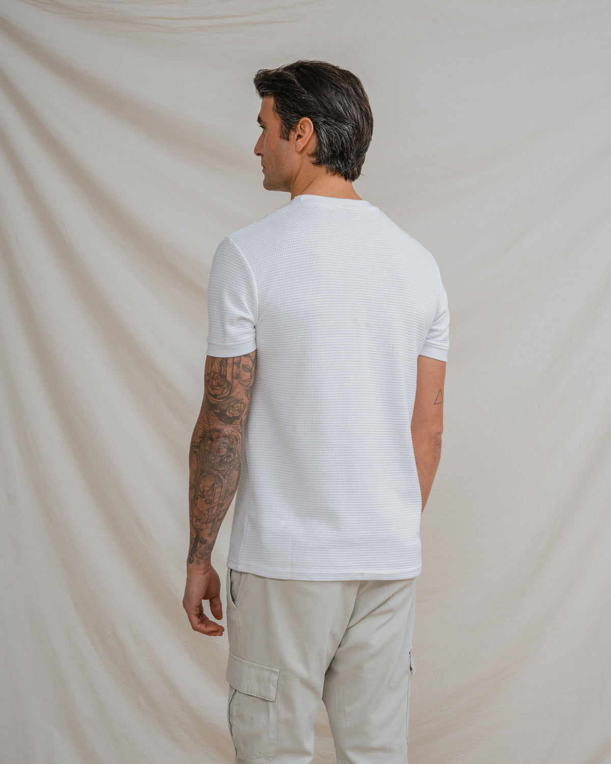 T-SHIRT ESTRUTURA BRANCA