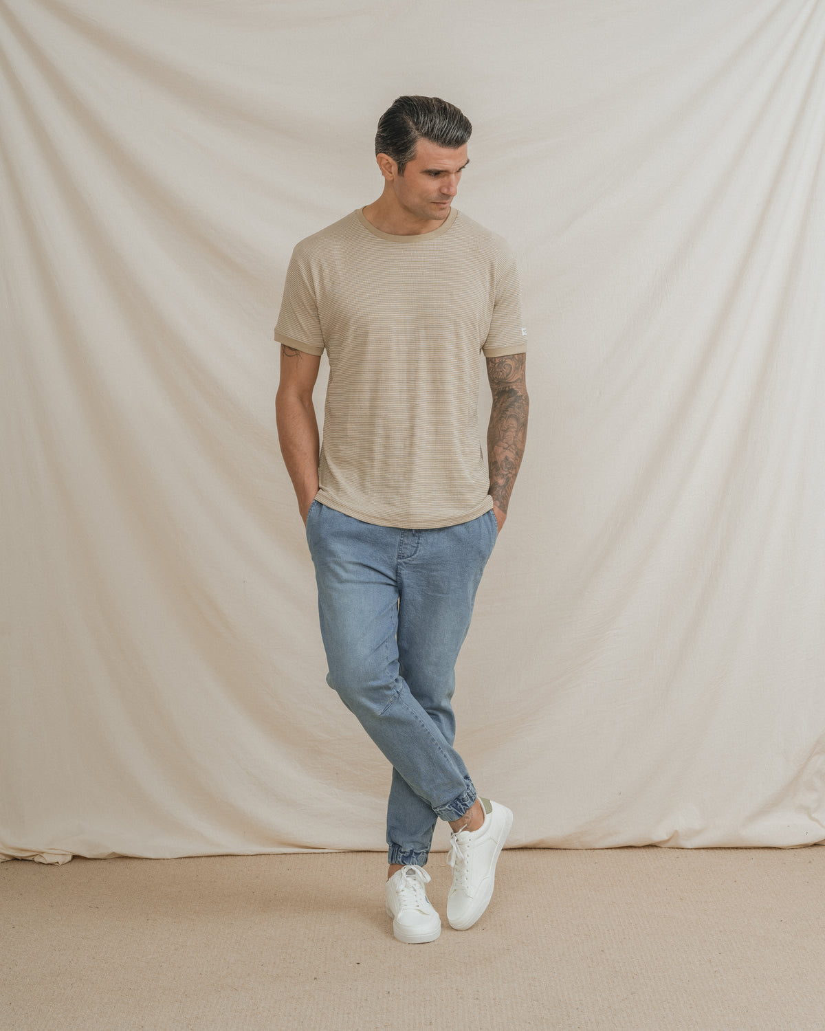 T-SHIRT DE ESTRUTURA BEGE