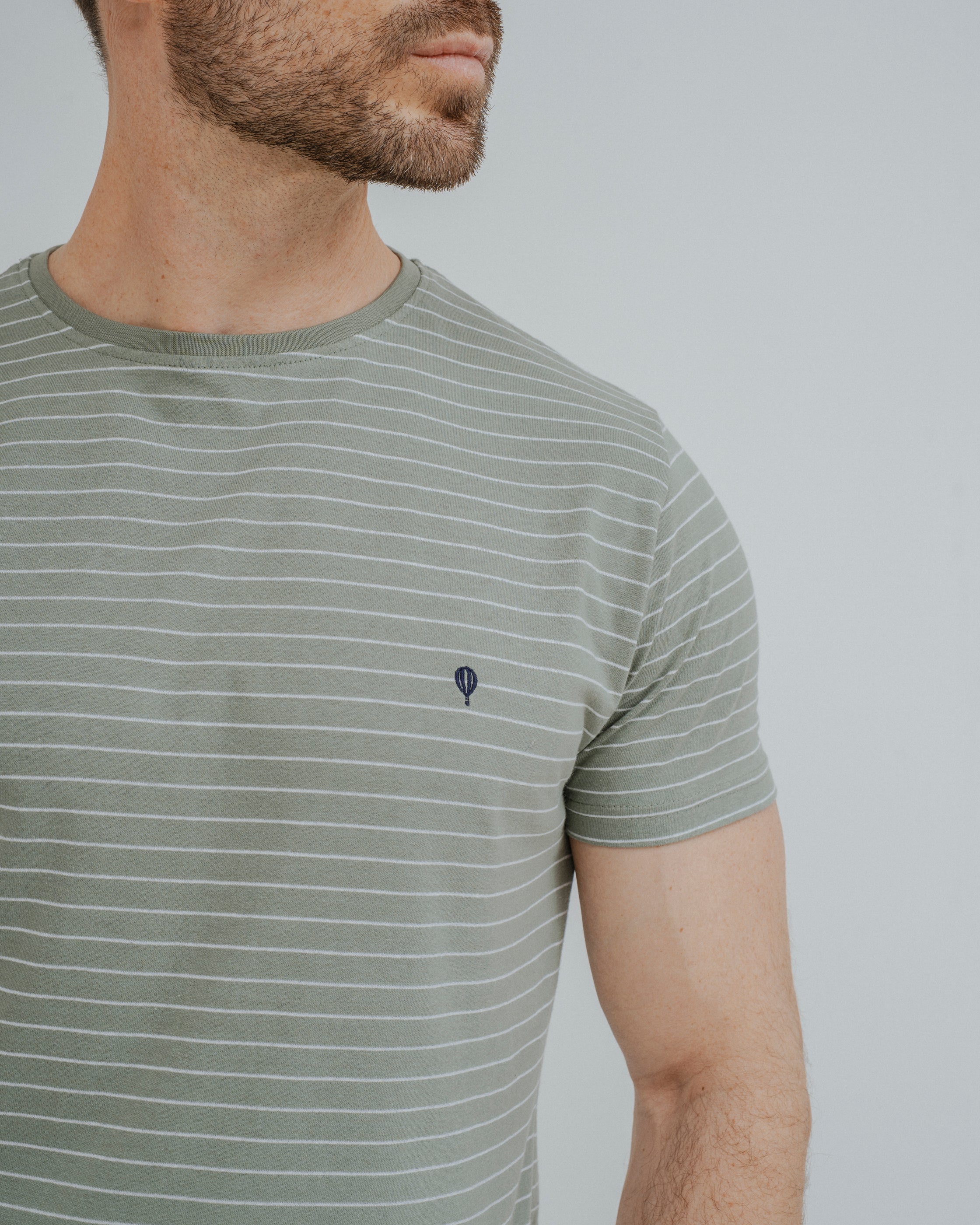 CAMISETA VERDE RAYA DIPLOMÁTICA