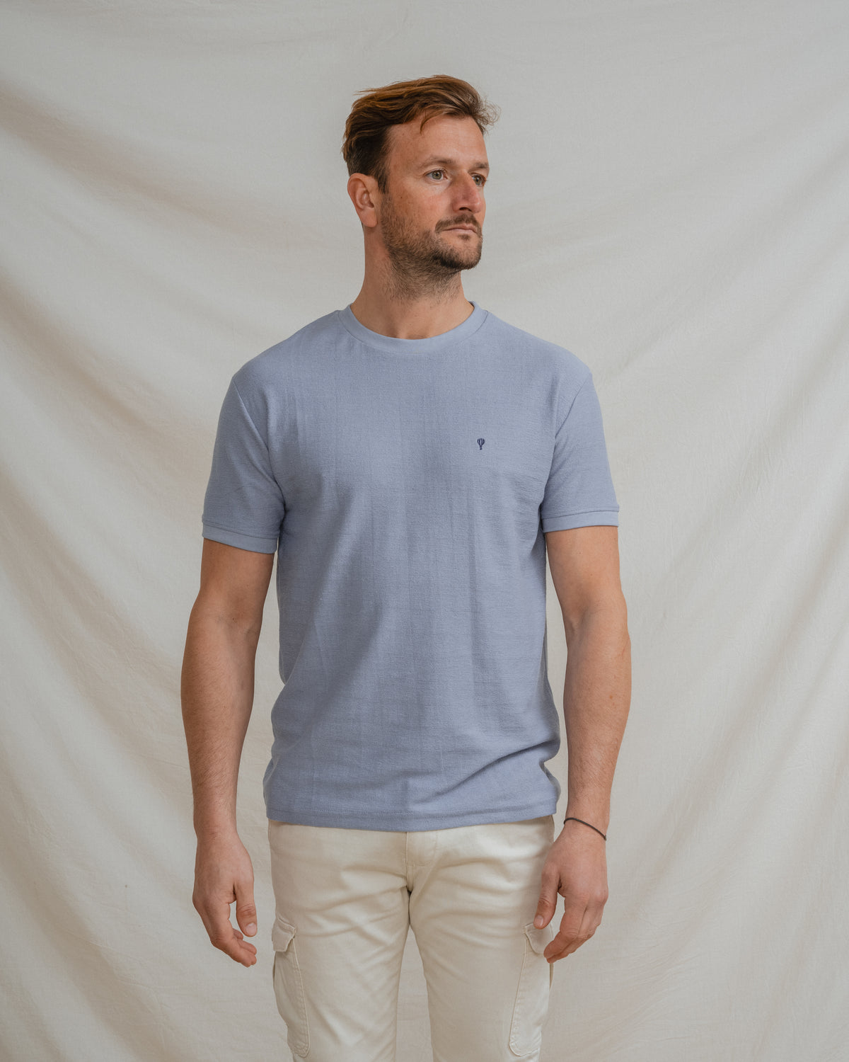T-SHIRT TEXTURA AZUL-CELESTE