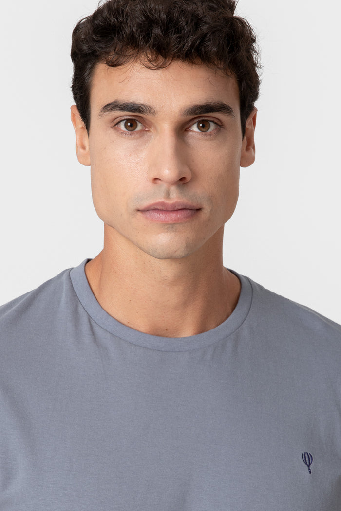 CAMISETA BÁSICA CELESTE