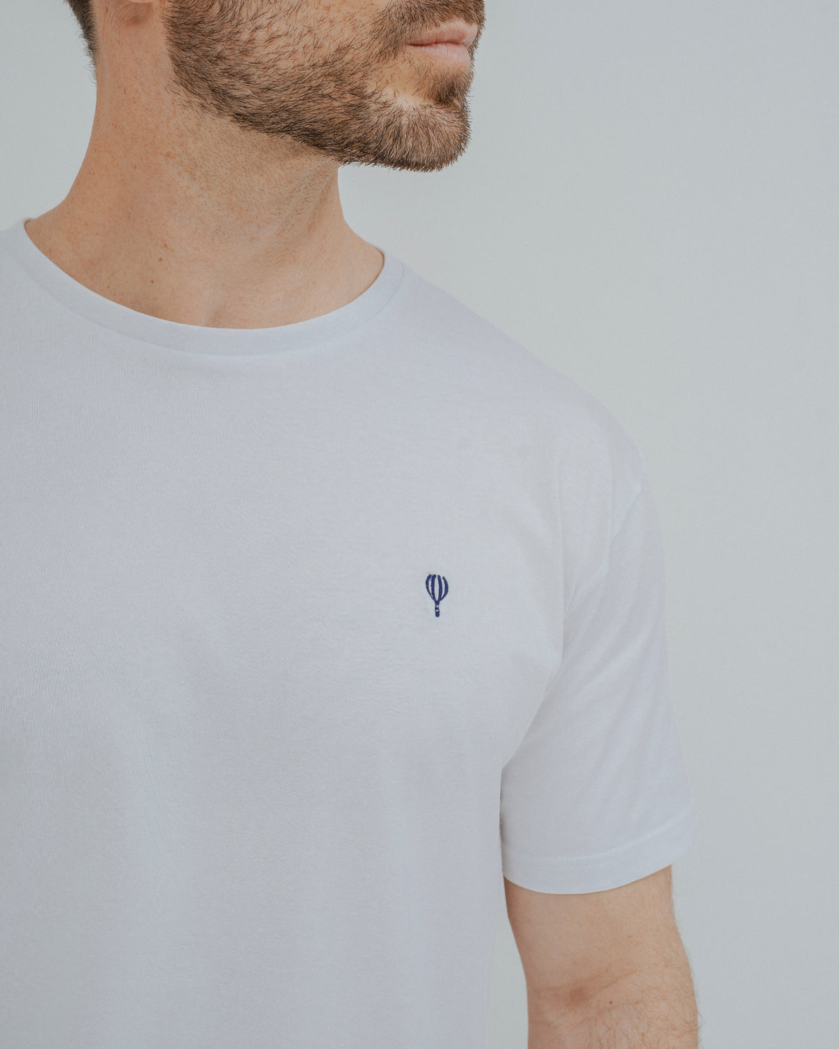 CAMISETA BÁSICA BLANCA