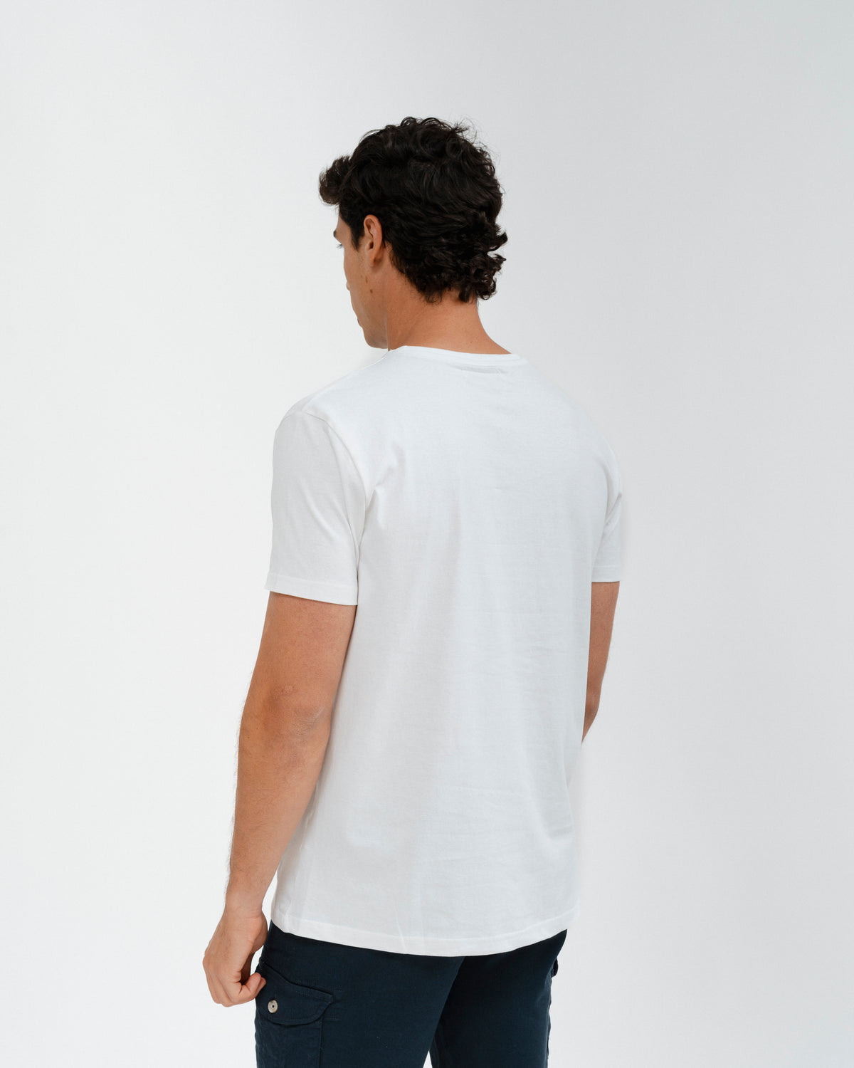 T-SHIRT BÁSICA BRANCA