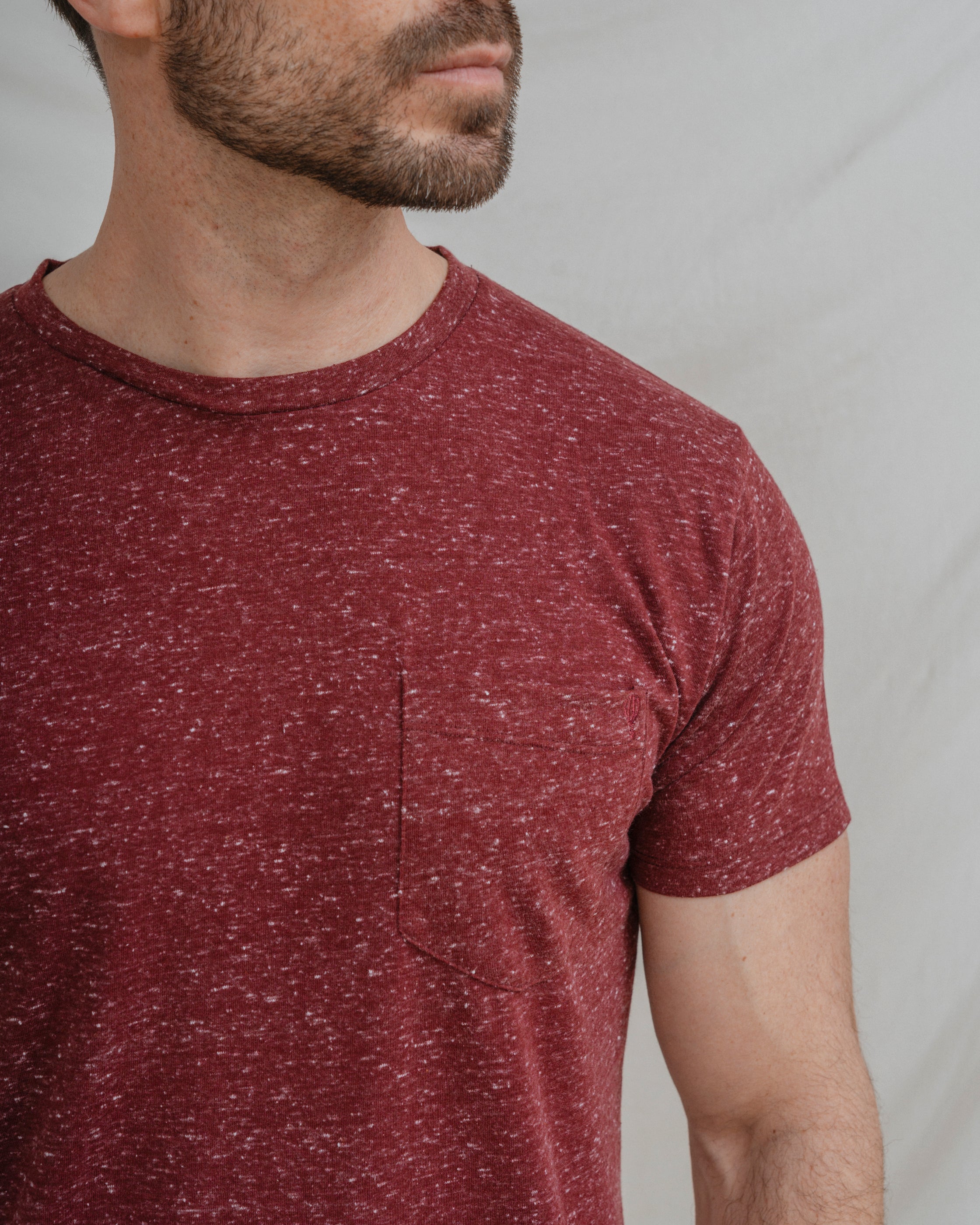 CAMISETA MEZCLA BOLSILLO BURDEOS