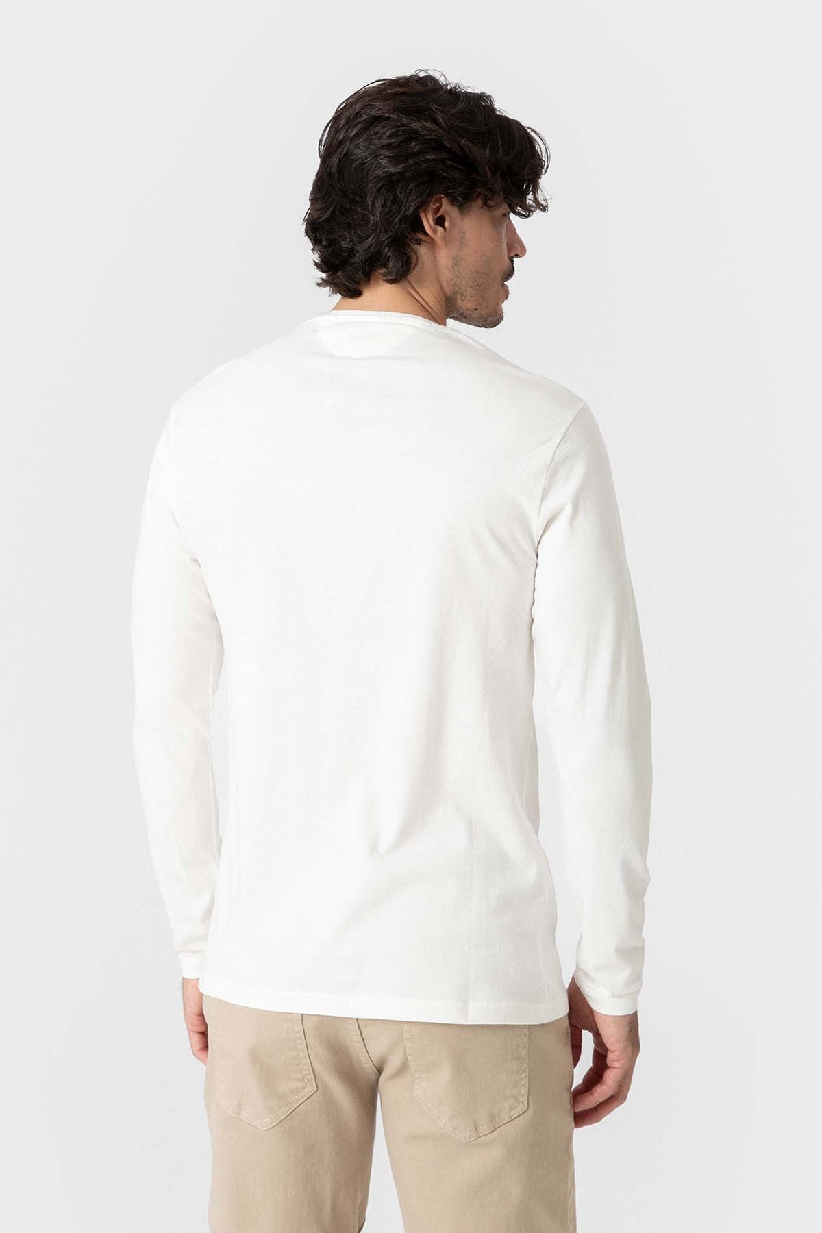 CAMISETA BASICA BLANCA MANGA LARGA