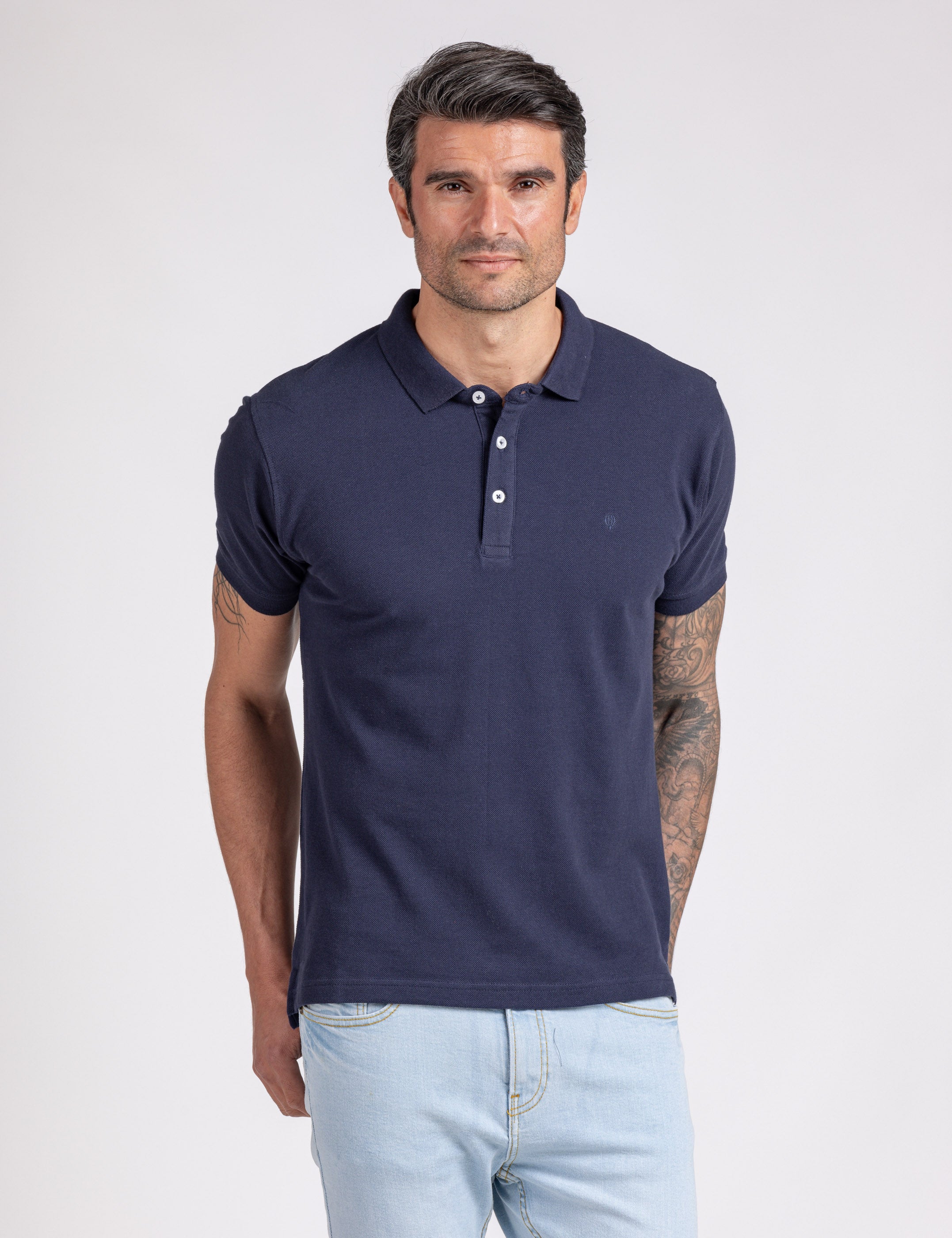 POLO BÁSICO AZUL CON LOGO