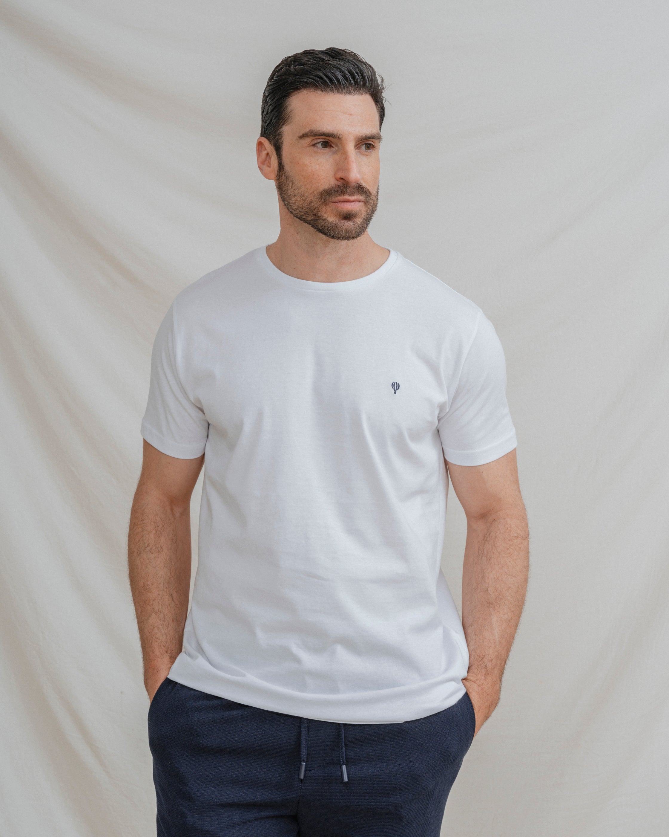 CAMISETA BÁSICA BLANCA