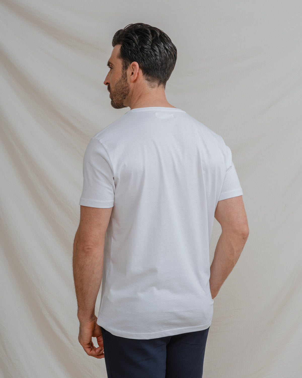 T-SHIRT BÁSICA BRANCA