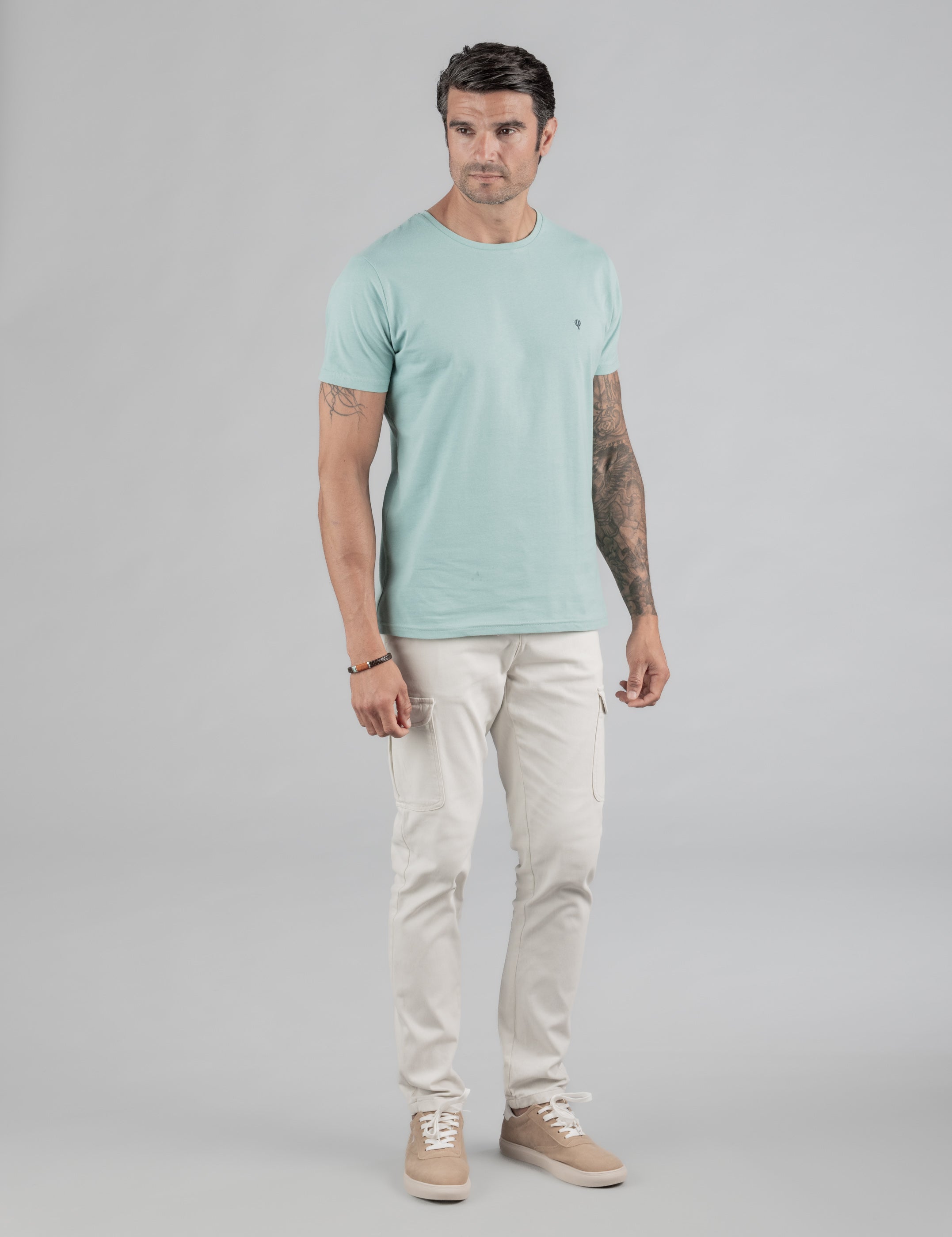 CAMISETA BÁSICA VERDE