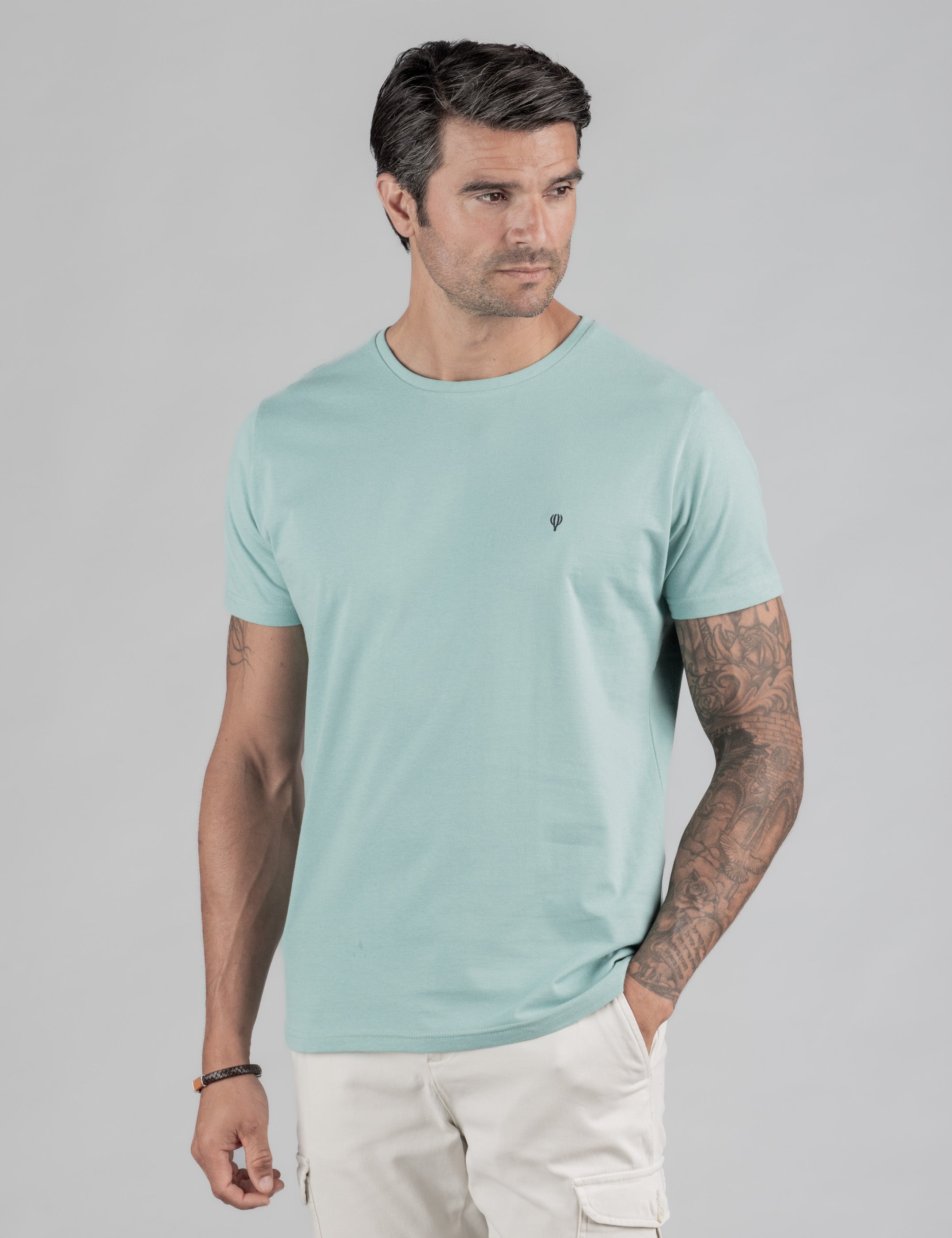 CAMISETA BÁSICA VERDE
