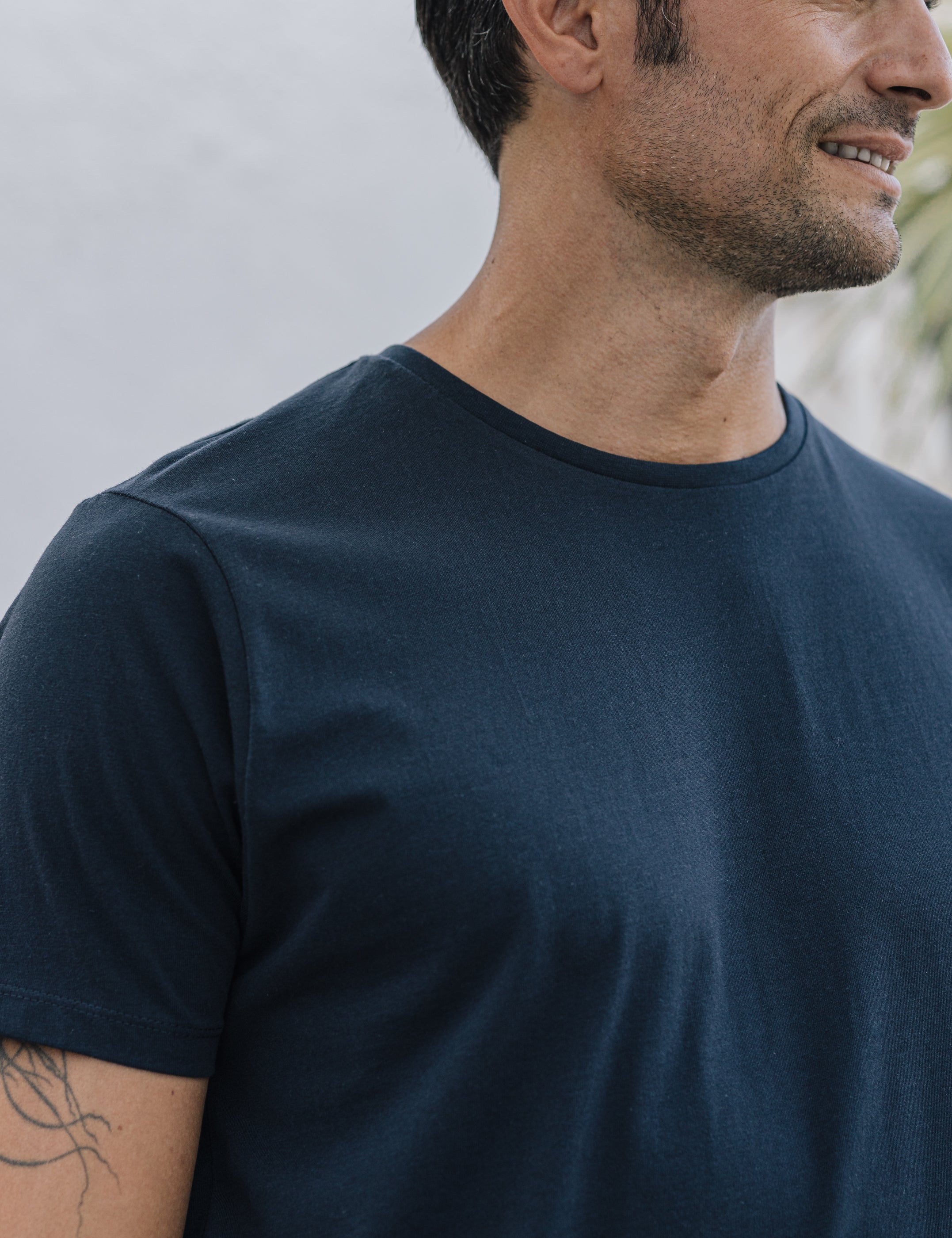 CAMISETA BÁSICA AZUL