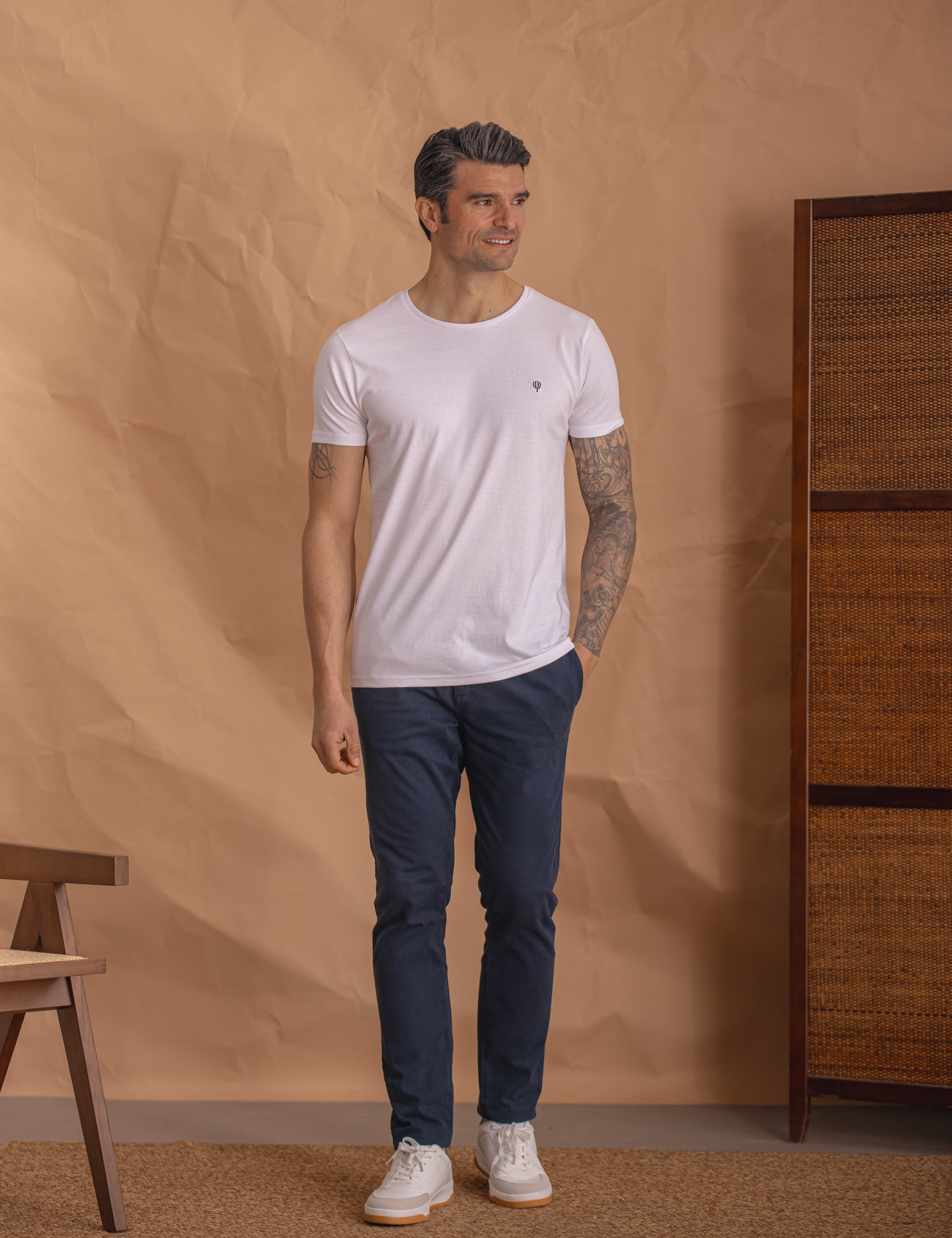 CAMISETA BÁSICA BLANCA