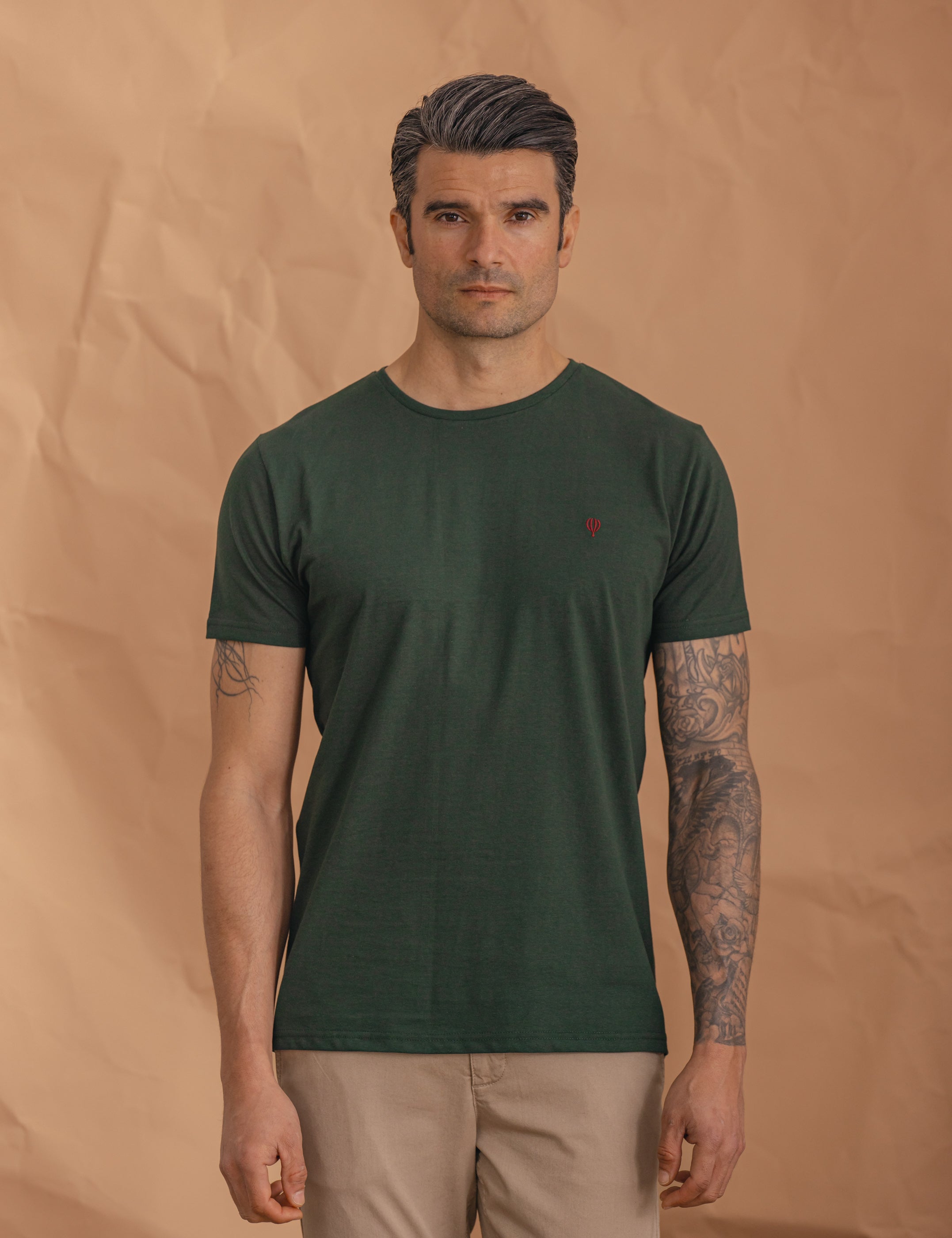 CAMISETA BÁSICA VERDE