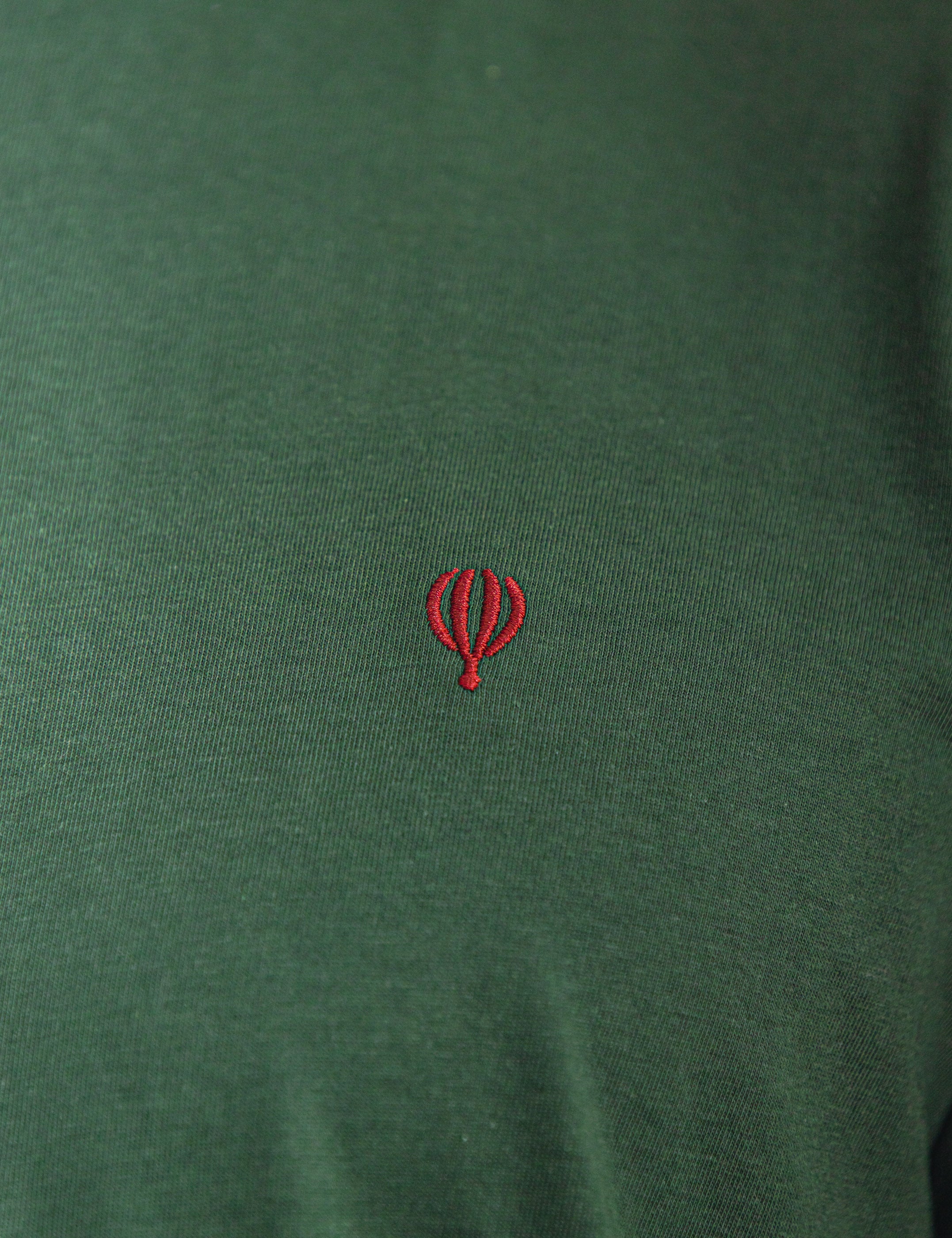 CAMISETA BÁSICA VERDE