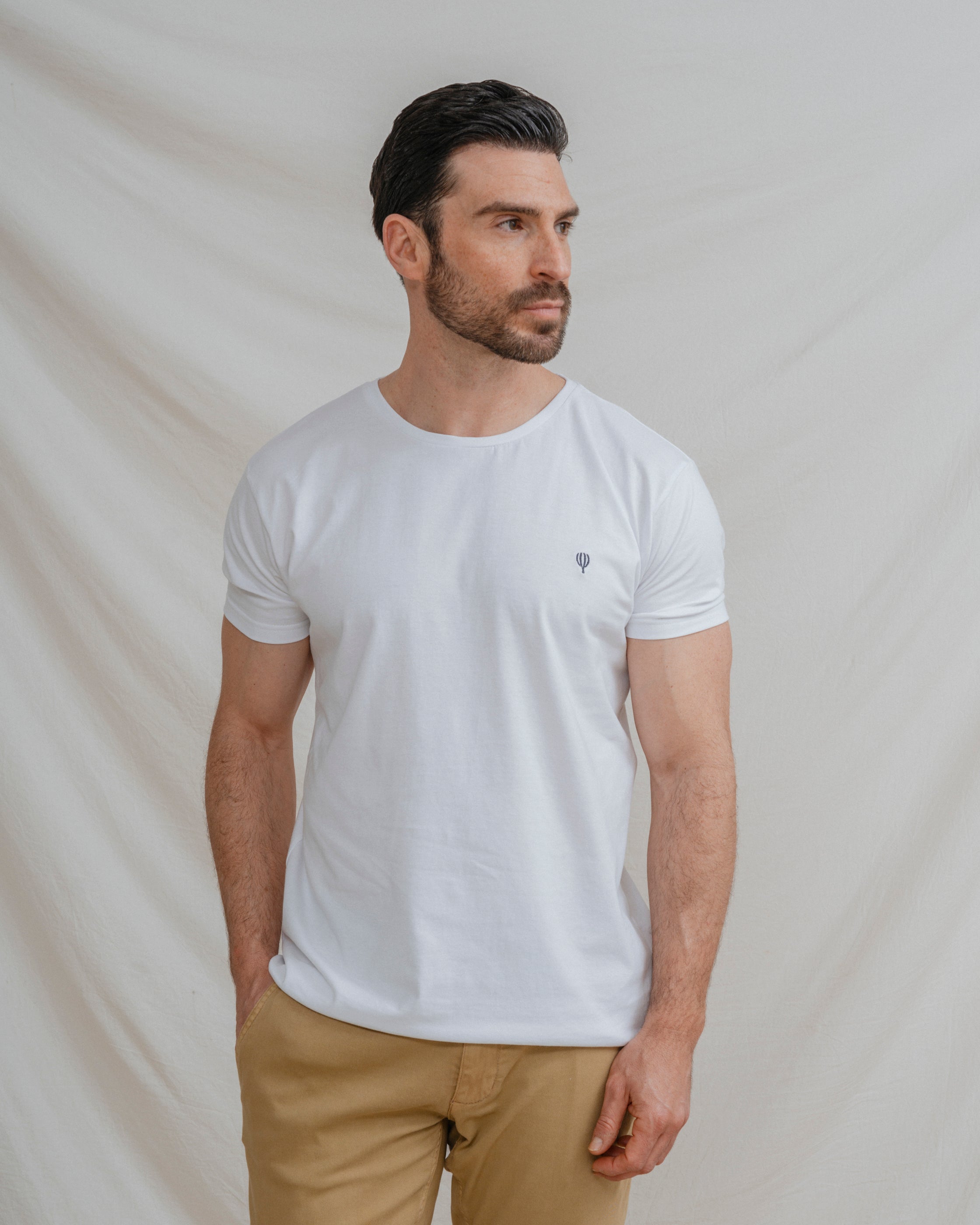 CAMISETA BÁSICA BLANCA