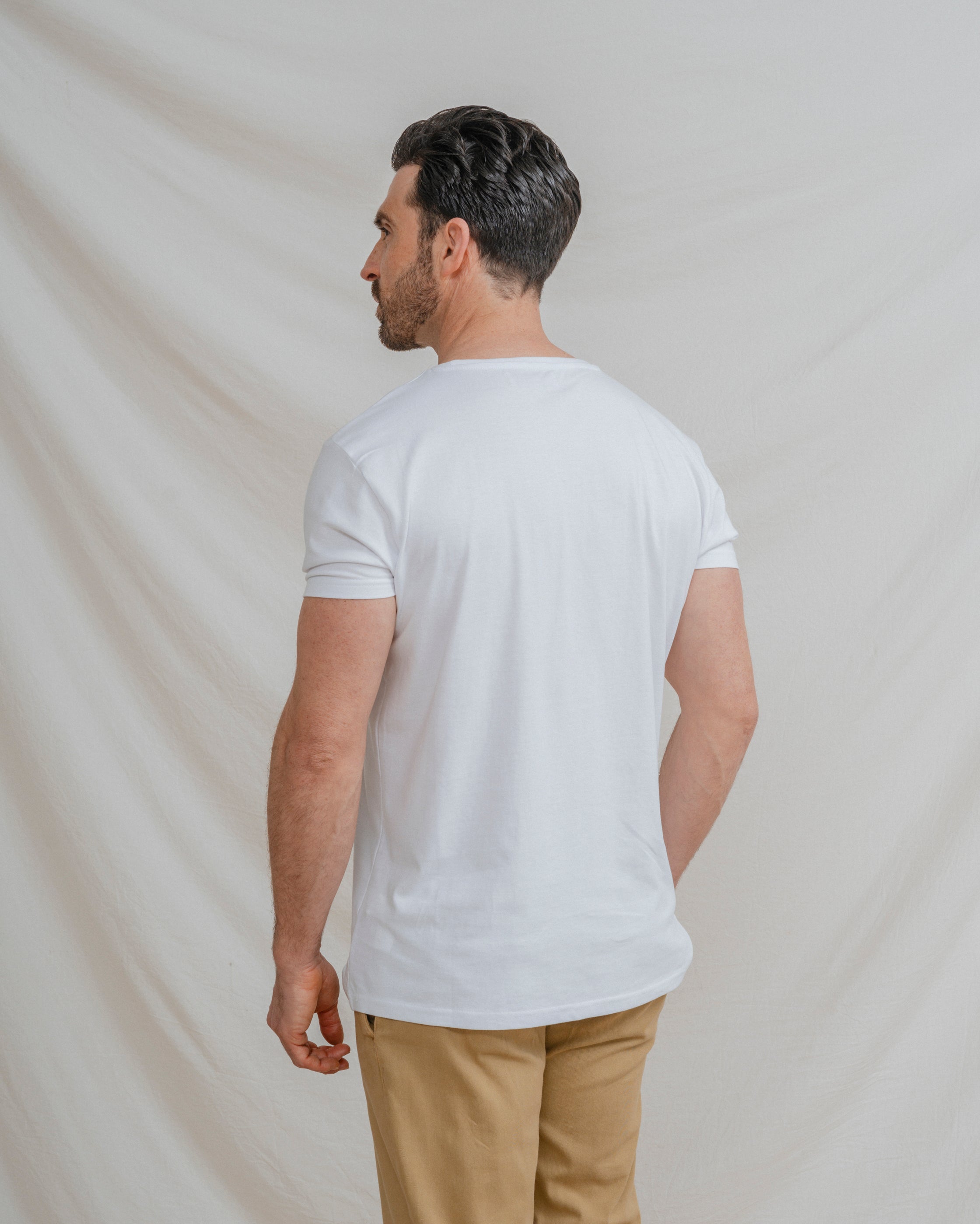 CAMISETA BÁSICA BLANCA