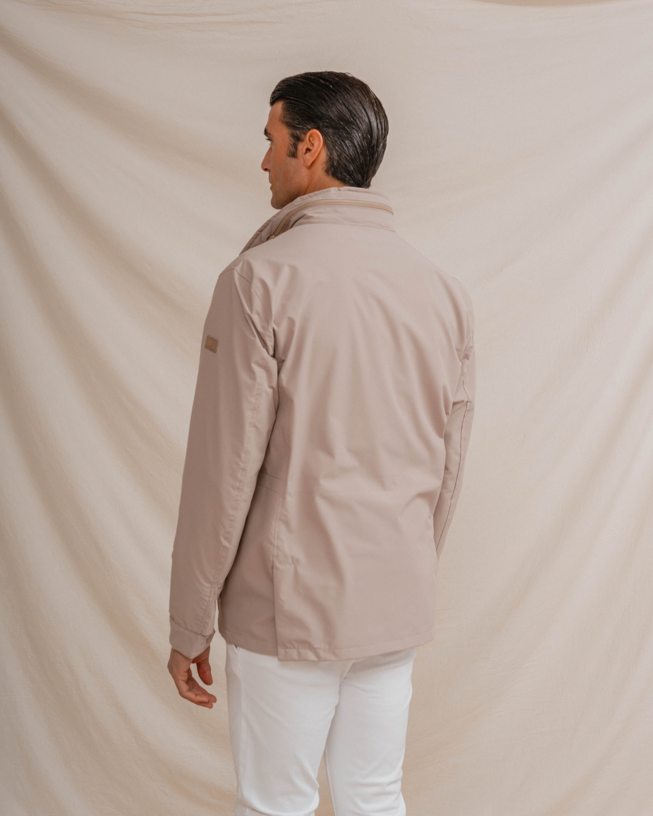 SAHARIANA TÉCNICA BEIGE