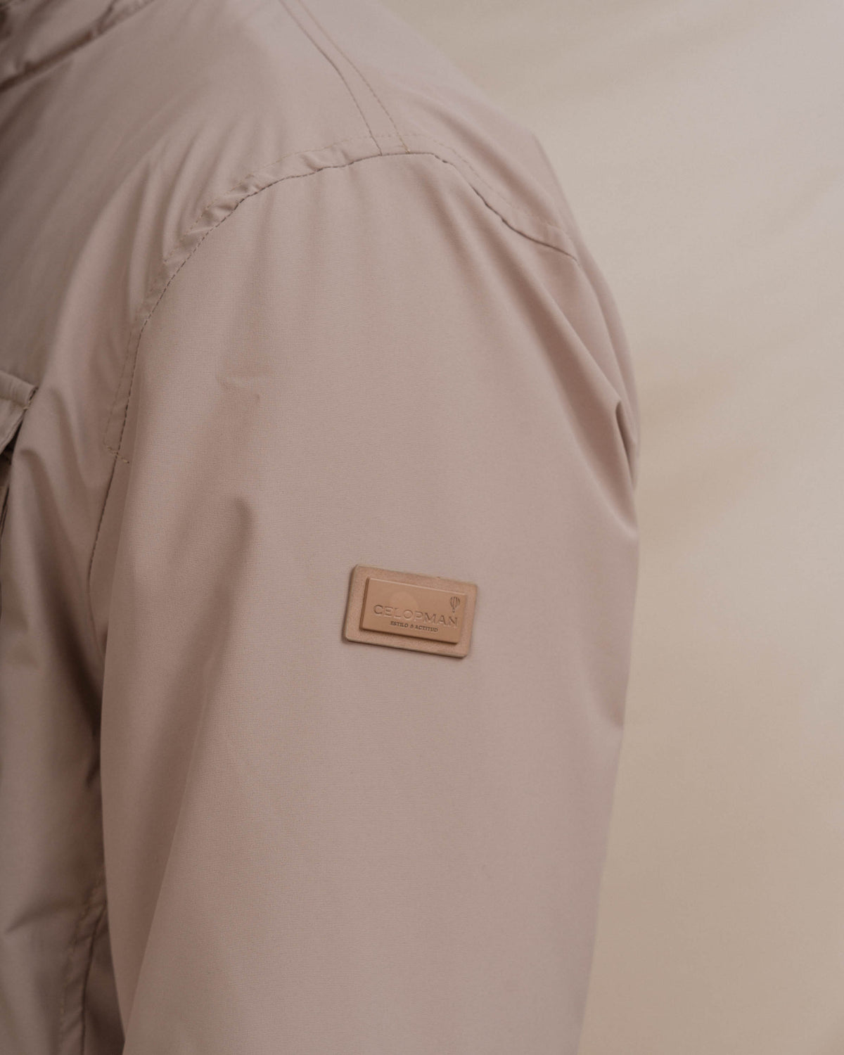 SAHARIANA TÉCNICA BEIGE