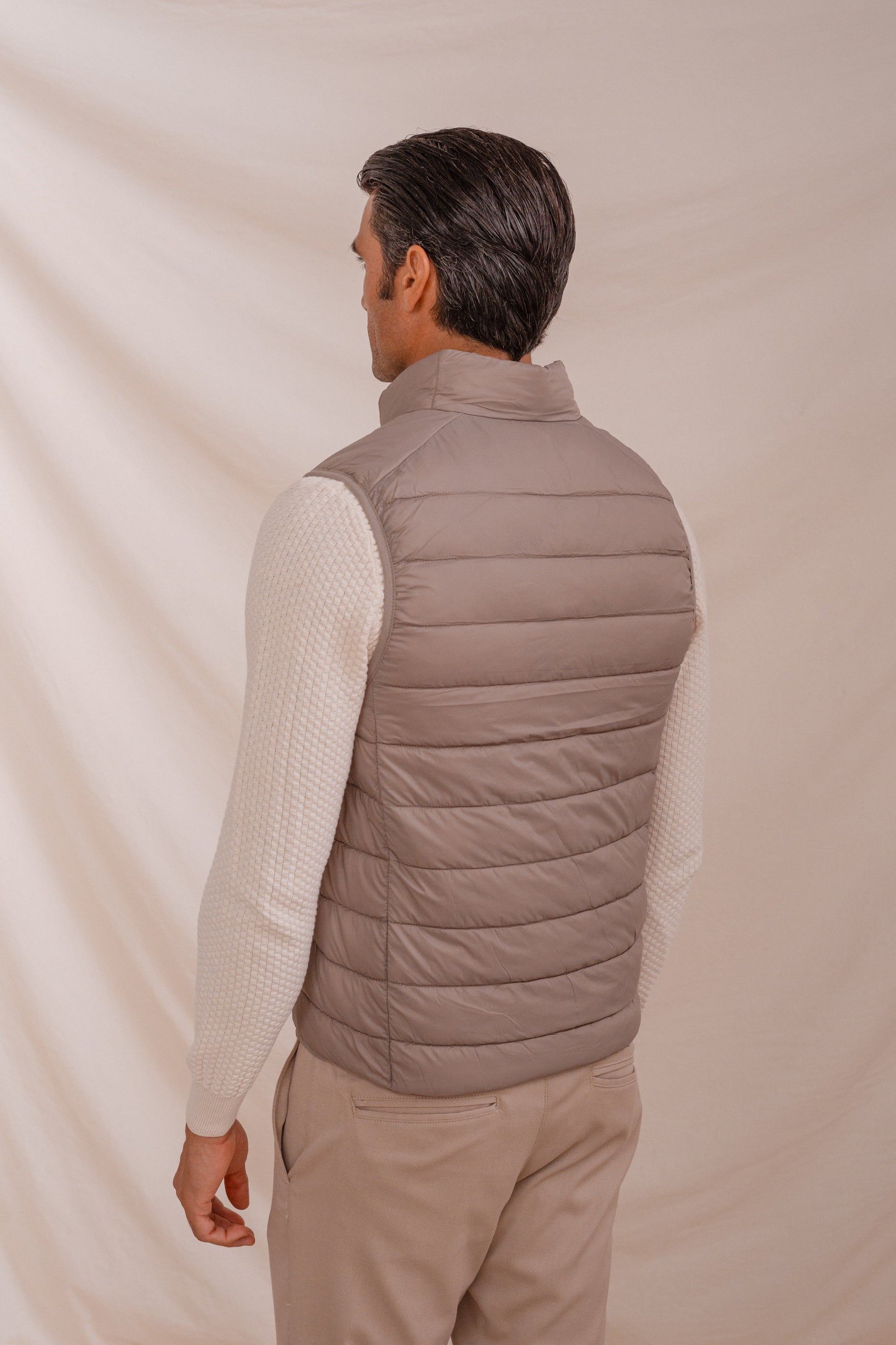CHALECO ACOLCHADO BEIGE
