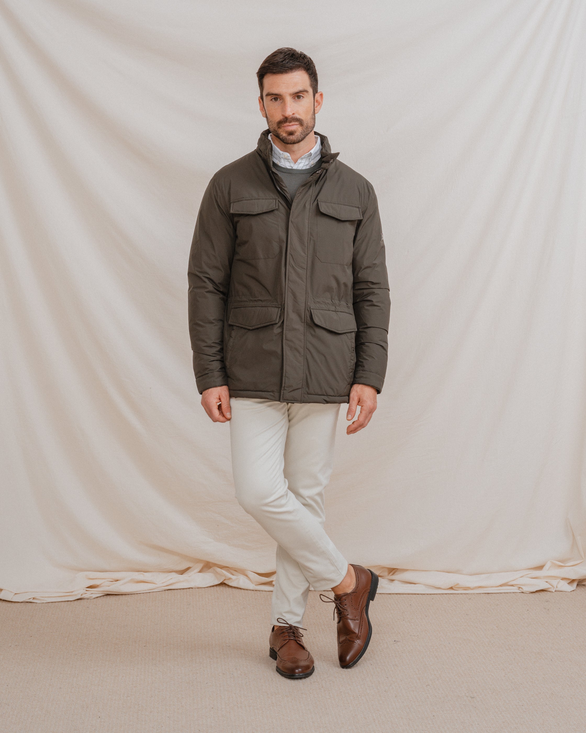 CHAQUETÓN MULTIBOLSILLOS VERDE