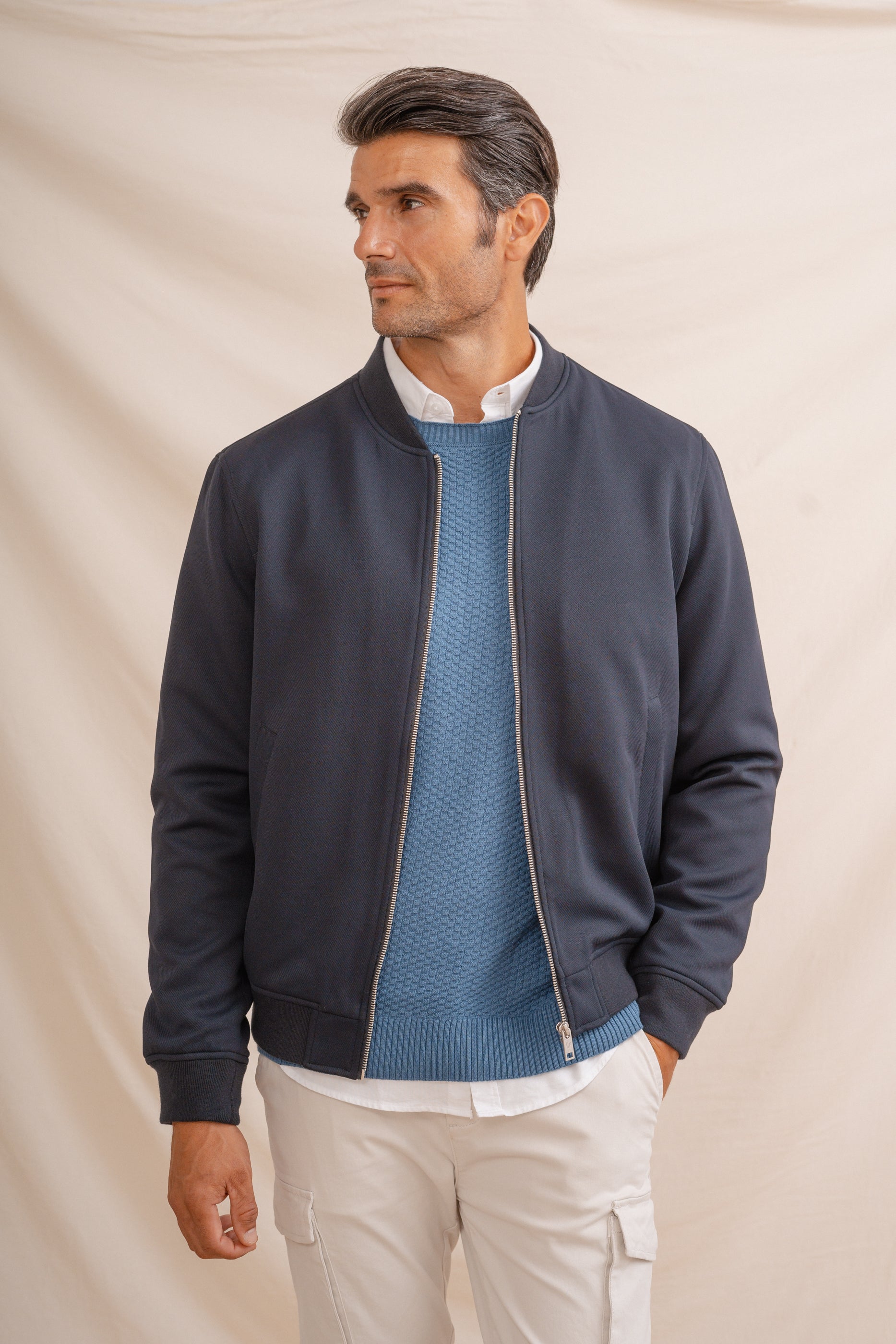 CAZADORA BOMBER DIAGONAL AZUL