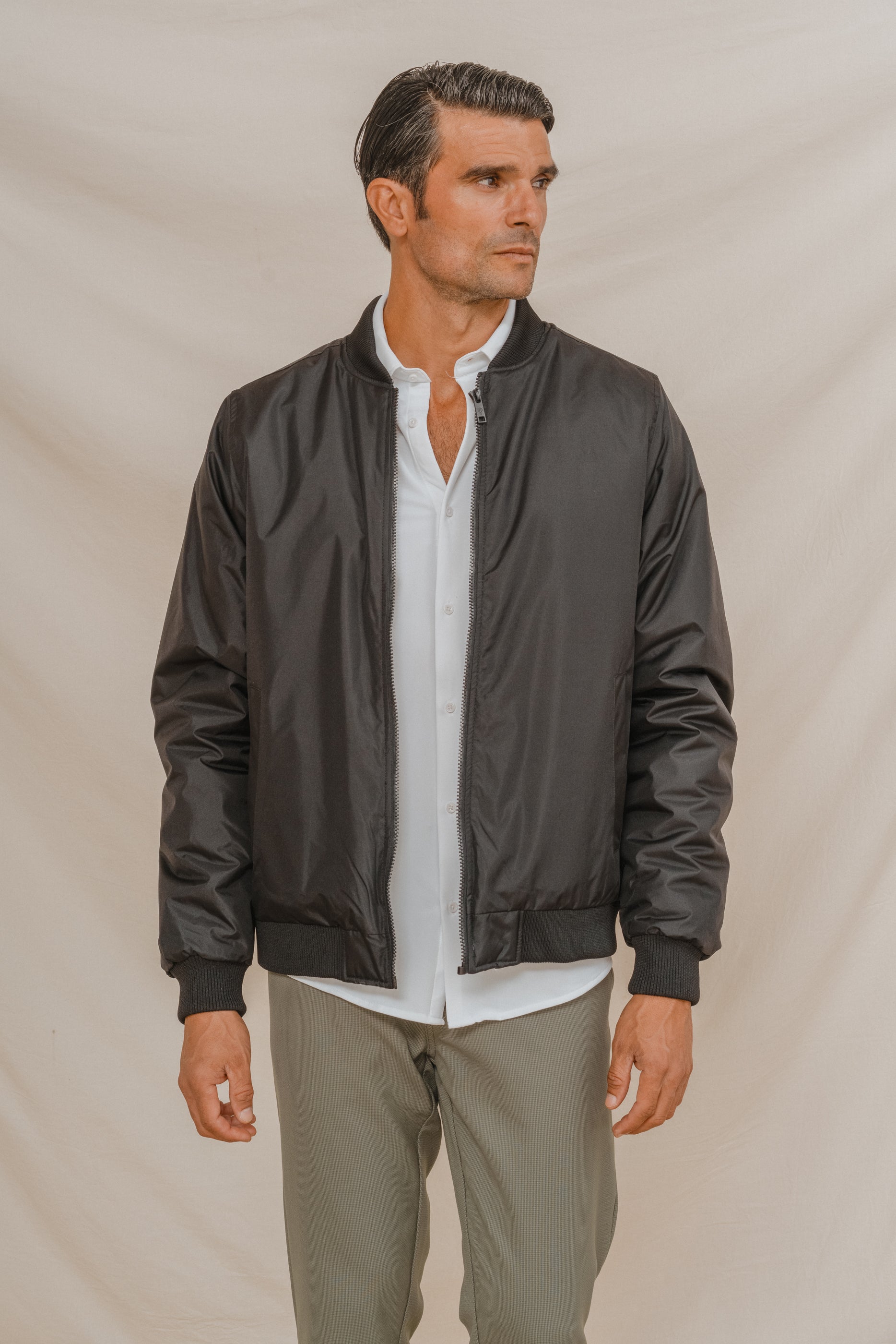 CAZADORA BOMBER NEGRA