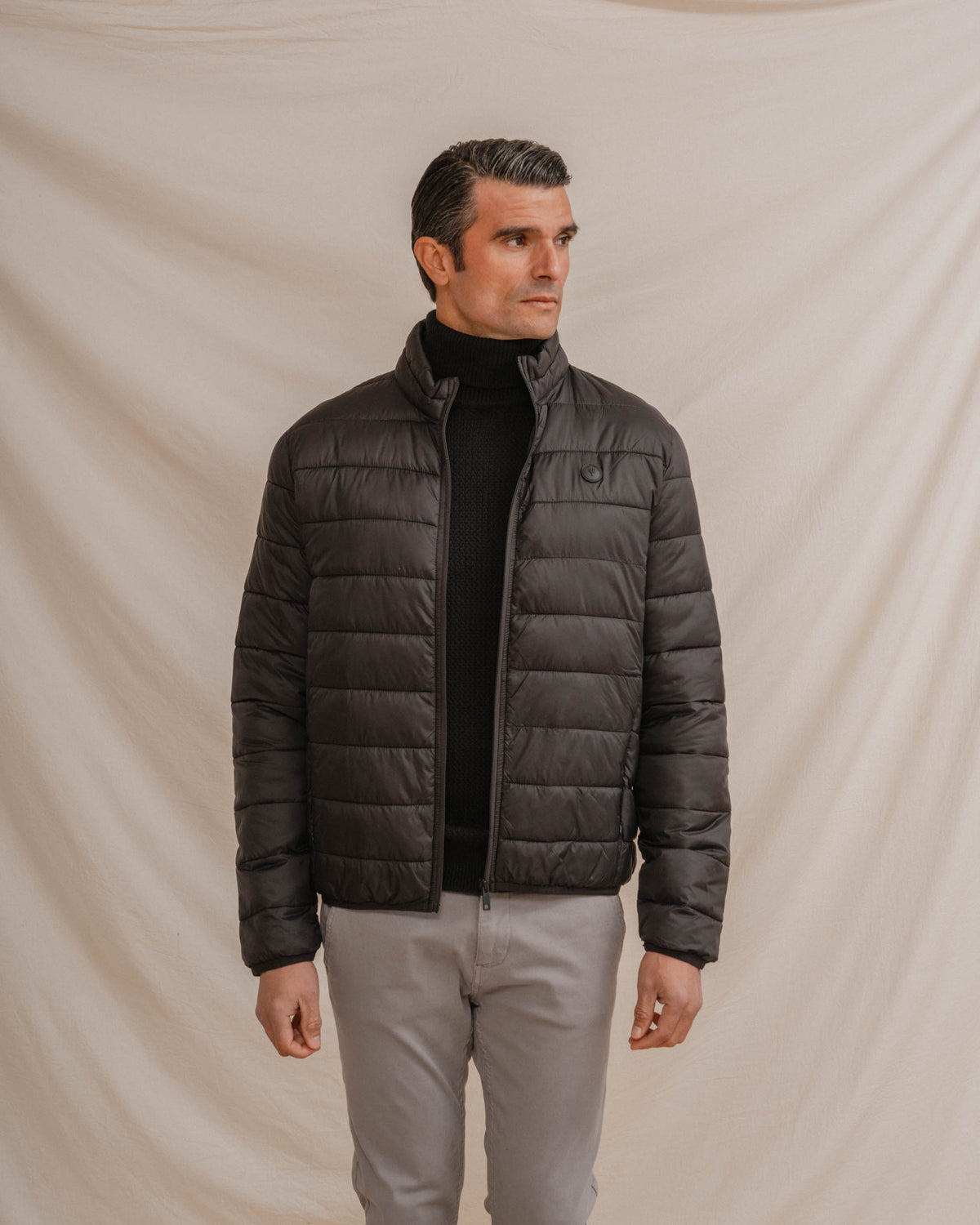 ACOLCHOADO PRETO
