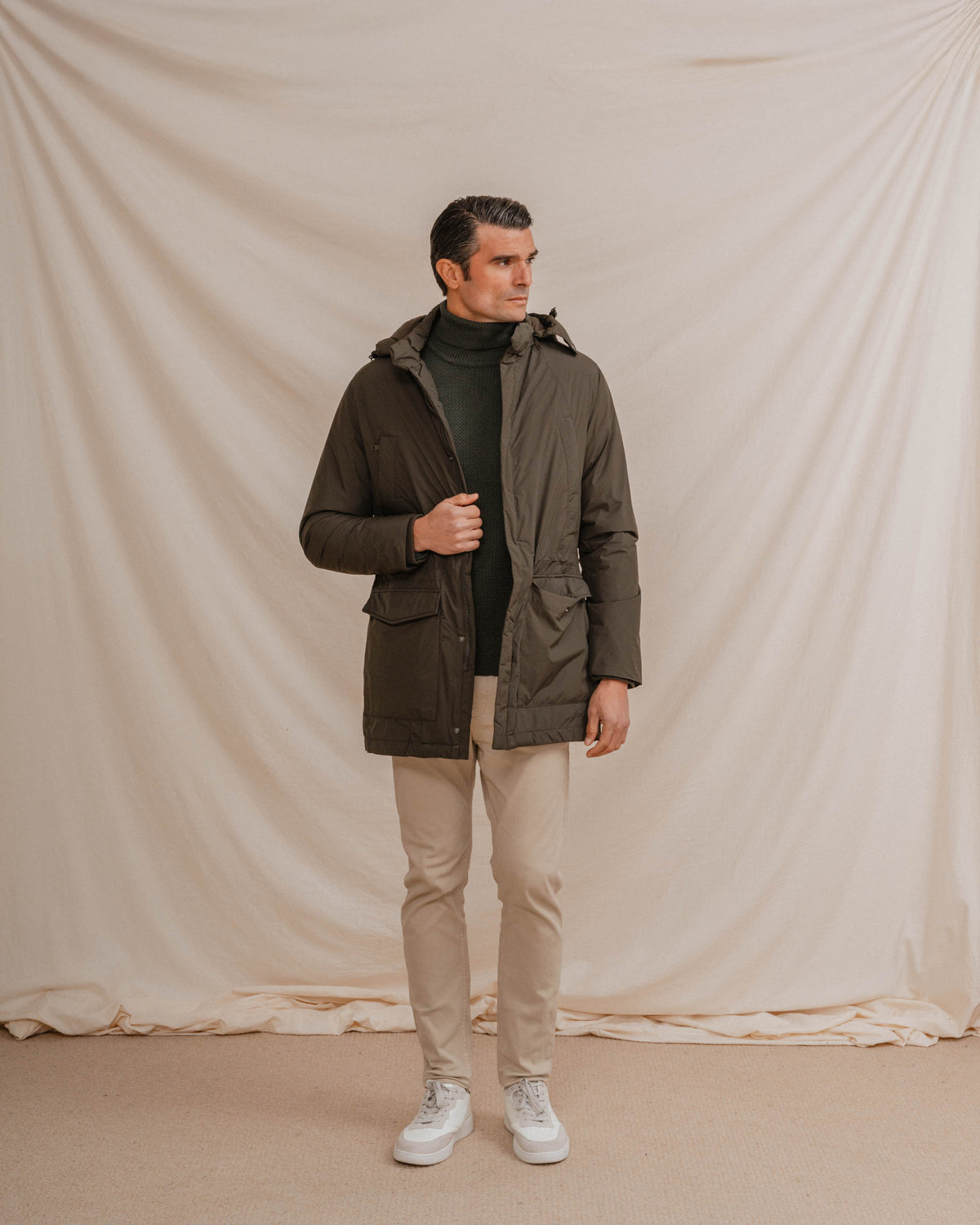 PARKA COM CAPUZ VERDE
