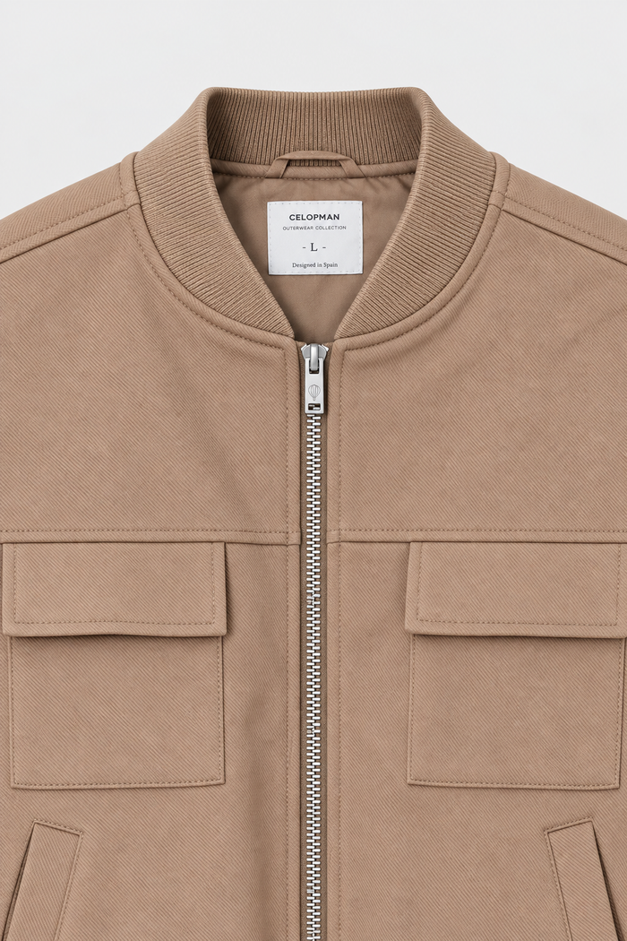 CAZADORA BOMBER DIAGONAL BEIGE