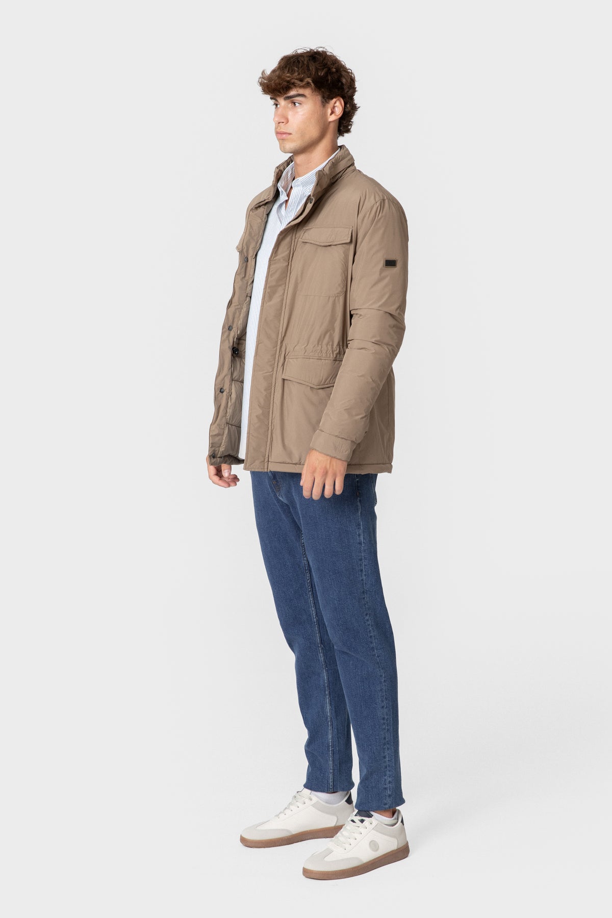CHAQUETÓN MULTIBOLSILLOS CÁMEL