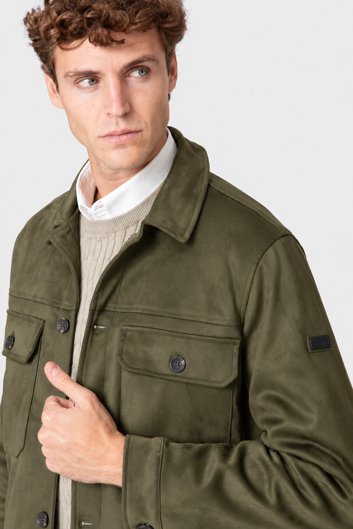 CAZADORA HOMBRE EFECTO ANTE VERDE