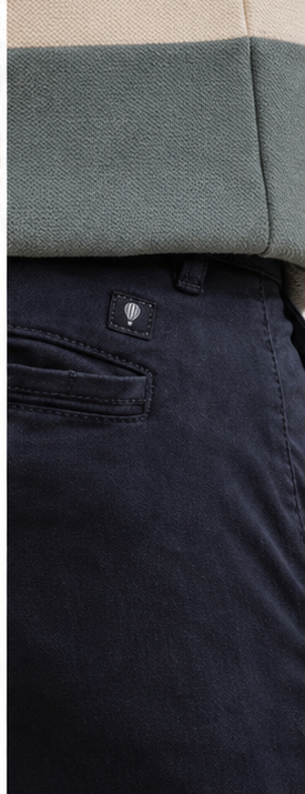 HOSE CHINO SKINNY MARINEBLAU